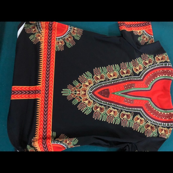 Ladies African shirt - Picture 3 of 4